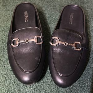 Vionic slip on
